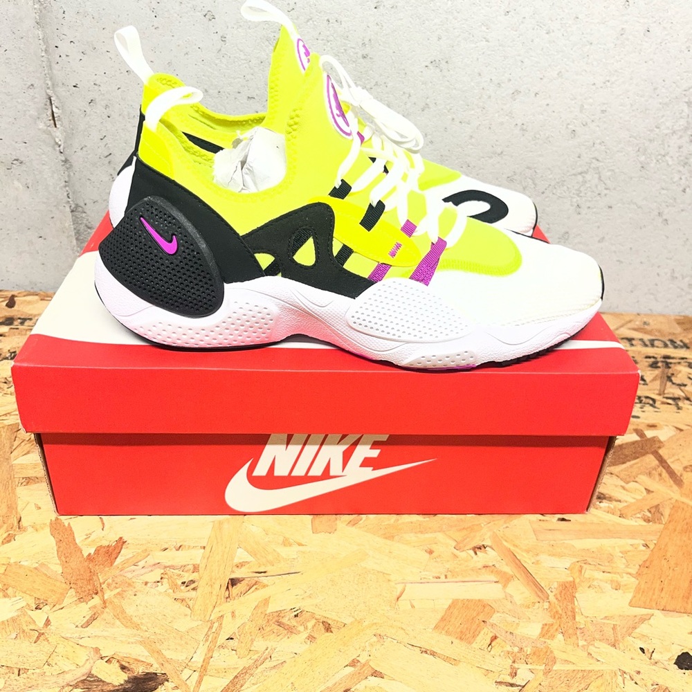 Nike Huarache E.D.G.E. TXT